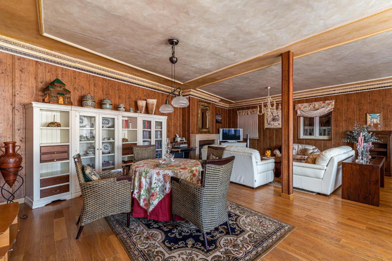 Waou Deluxe Cottage Titulcia Exterior foto