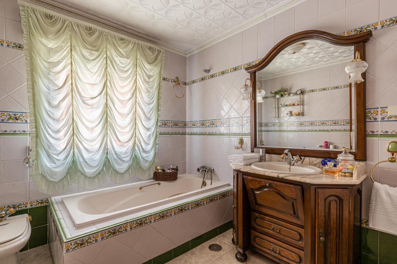 Waou Deluxe Cottage Titulcia Exterior foto